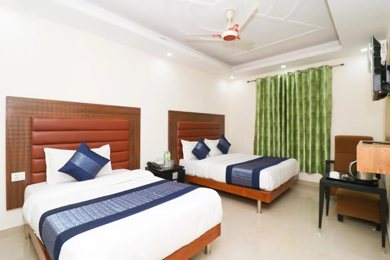 Hotel Belwood Suites - Near New Delhi Airport India